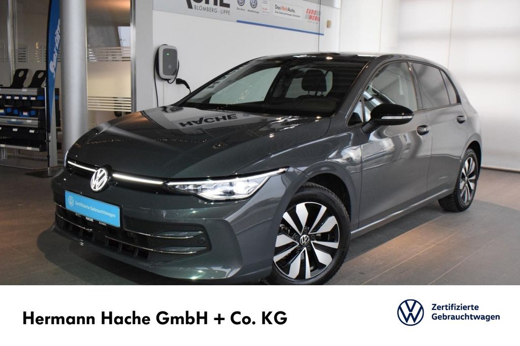 Volkswagen Golf 2025