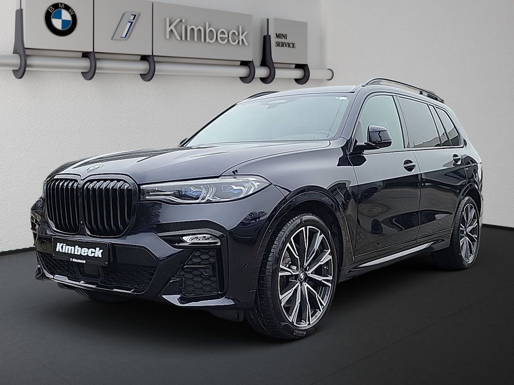 BMW X7 M50 2021
