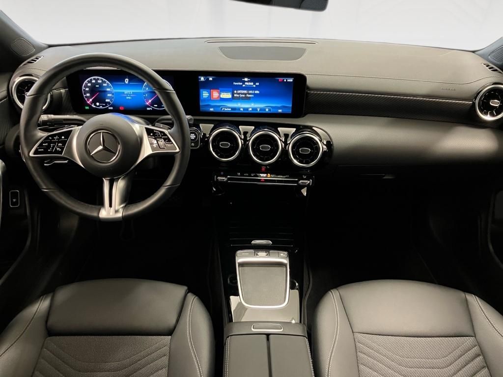 Mercedes-Benz CLA 180 2025
