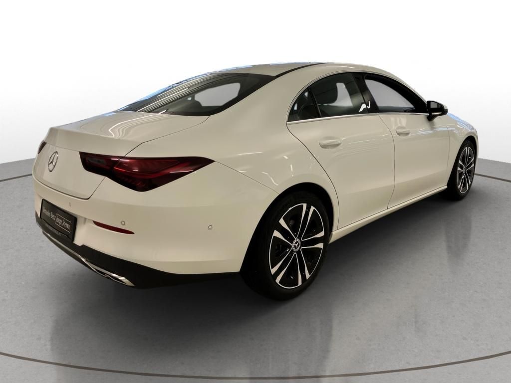 Mercedes-Benz CLA 180 2025