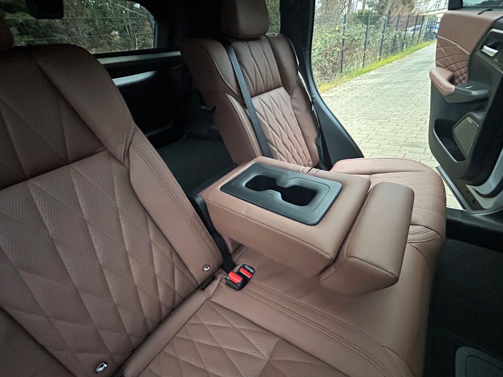 Mitsubishi Outlander 2025