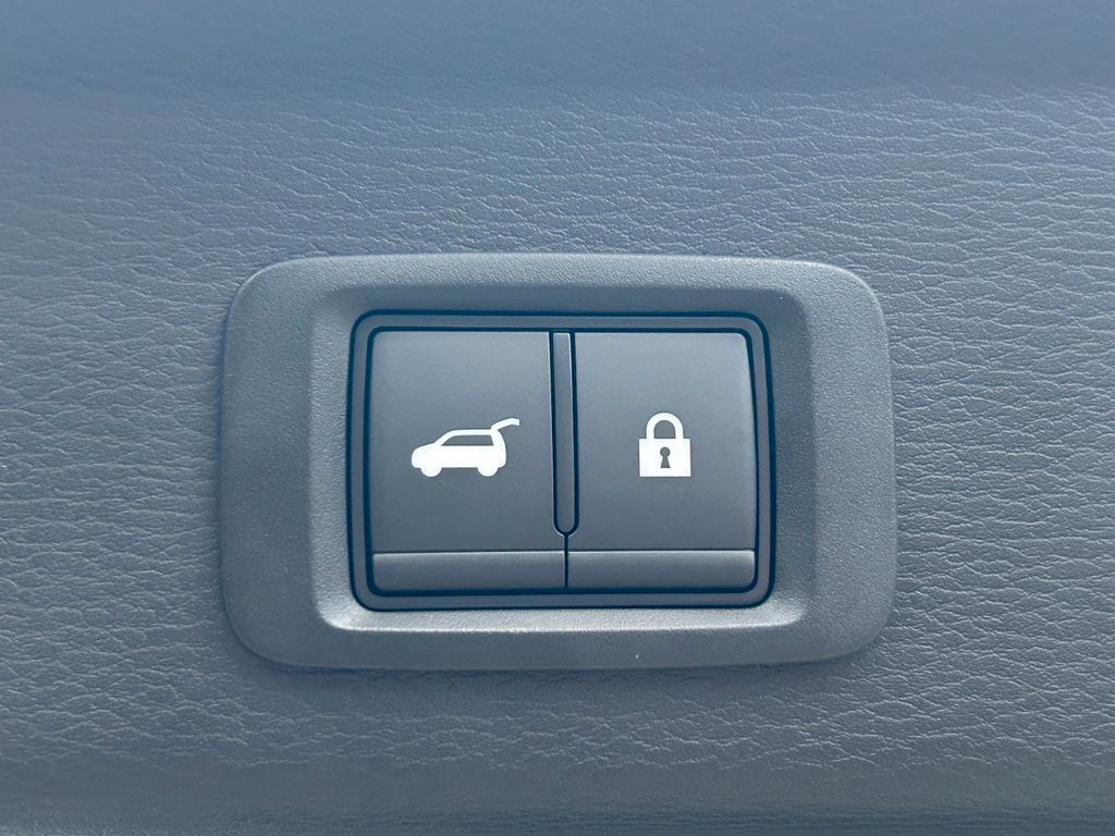 Mitsubishi Outlander 2025