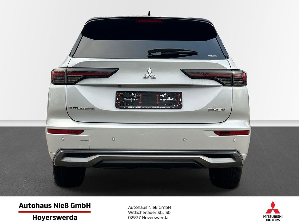 Mitsubishi Outlander 2025