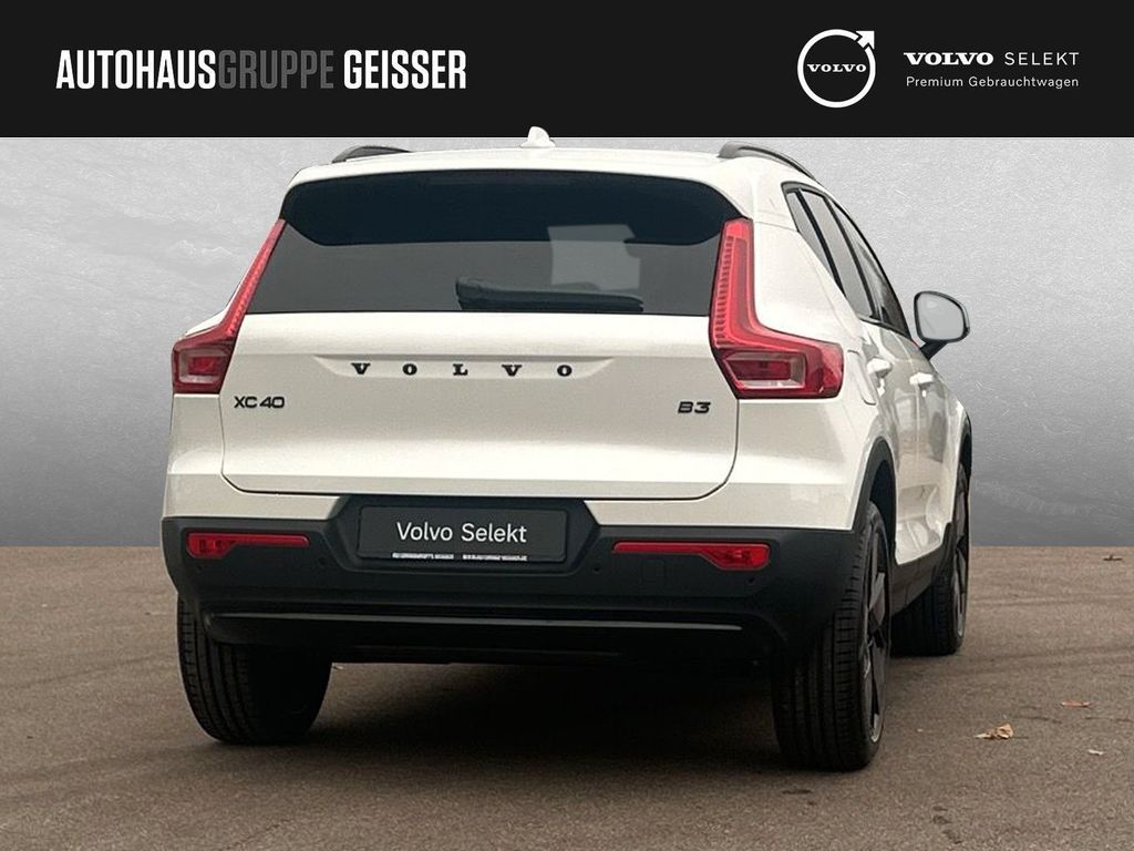 Volvo XC40 2025