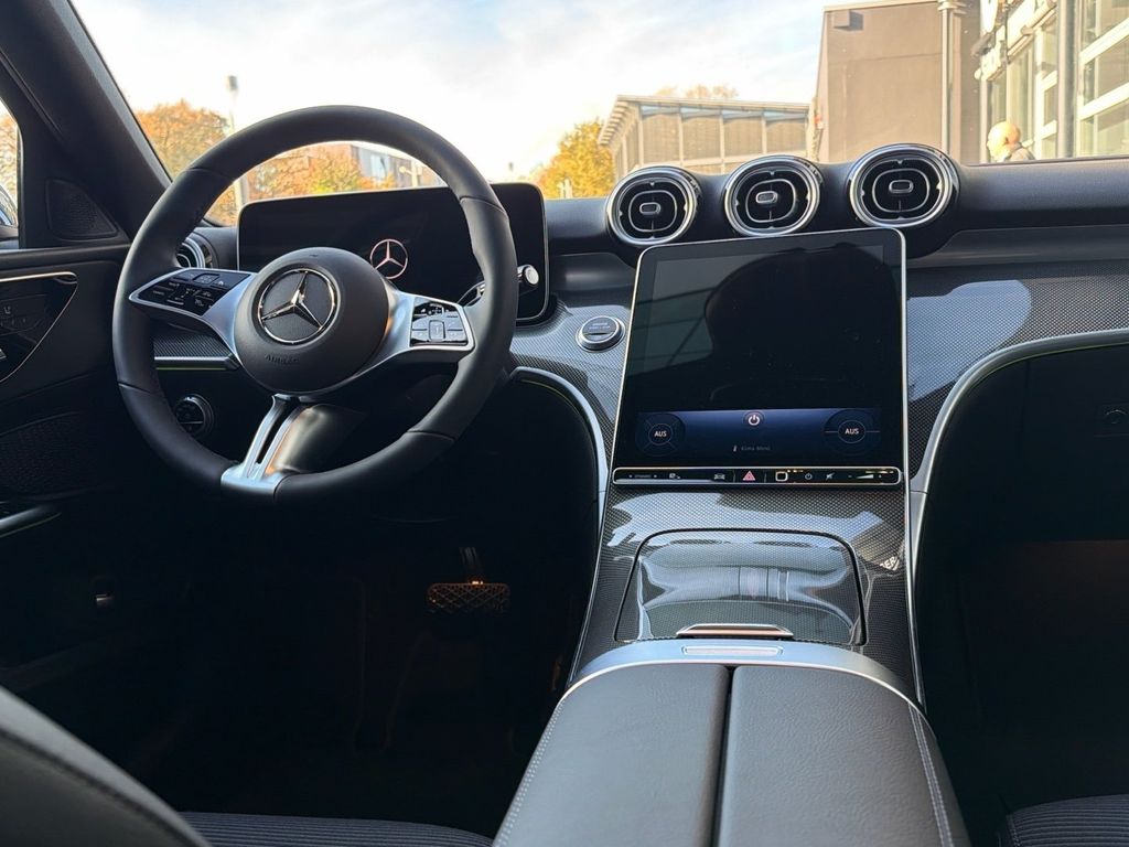 Mercedes-Benz C 200 2025