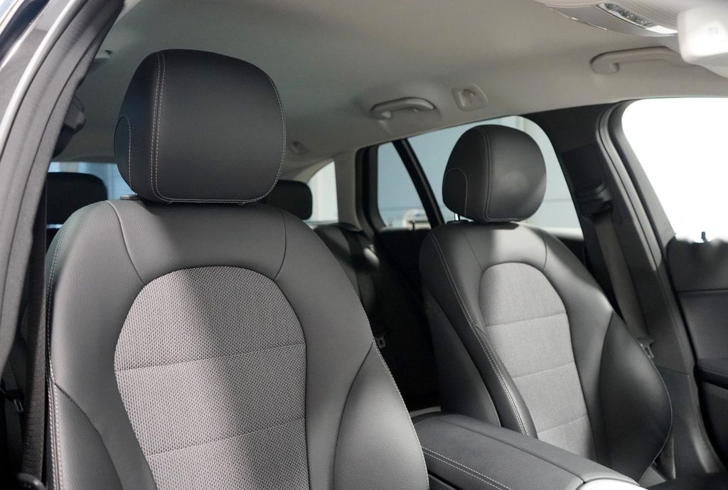 Mercedes-Benz C 300 2020