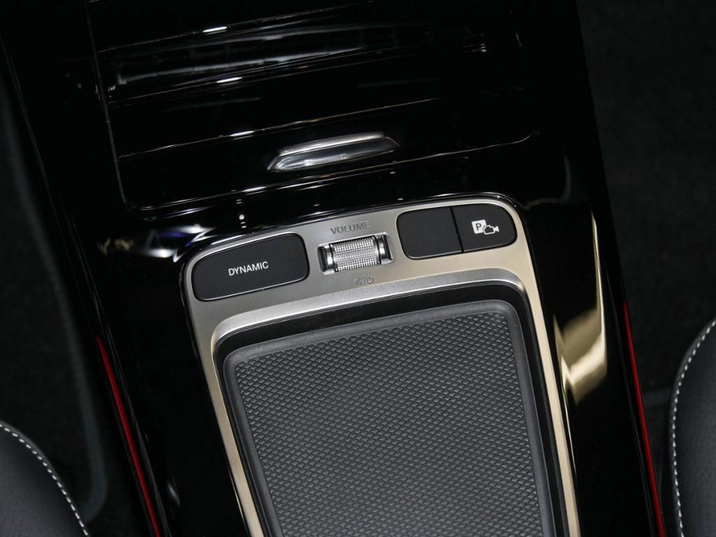 Mercedes-Benz CLA 220 2024