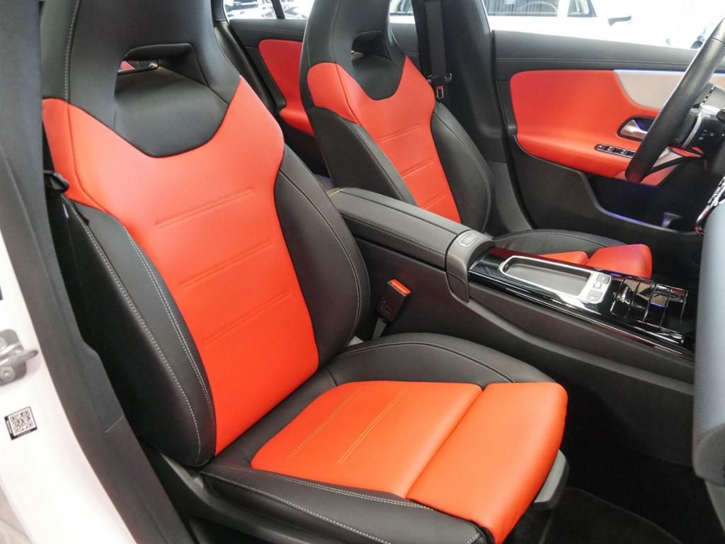 Mercedes-Benz CLA 220 2024