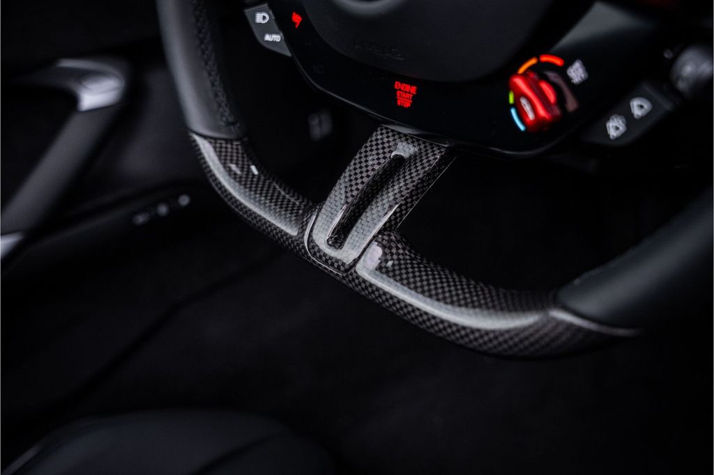 Ferrari 296 GTS 2025