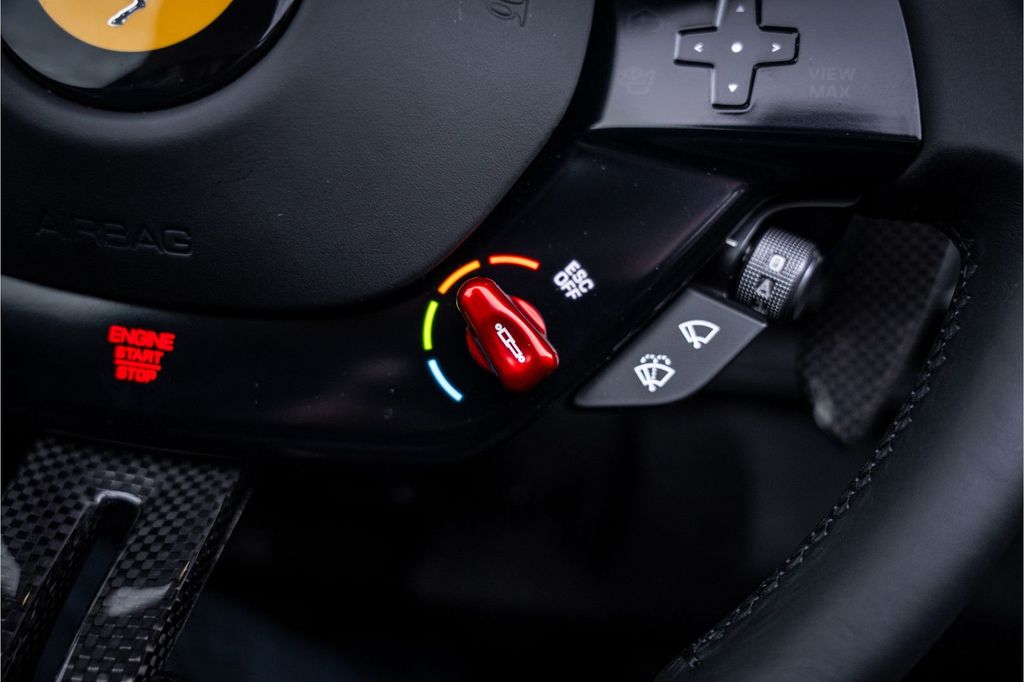 Ferrari 296 GTS 2025