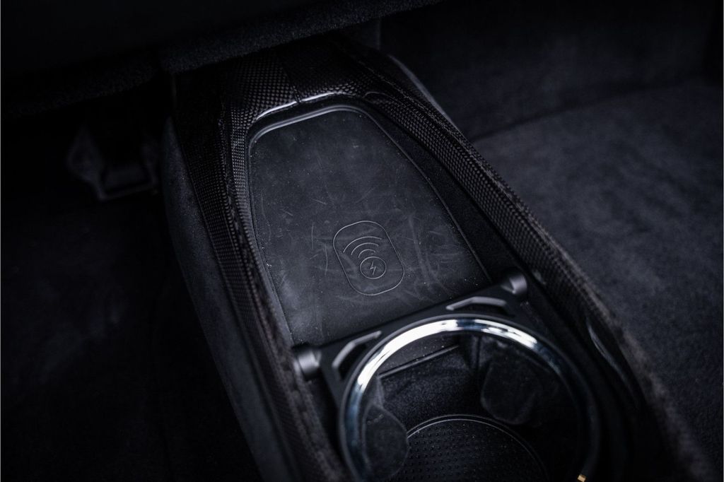 Ferrari 296 GTS 2025