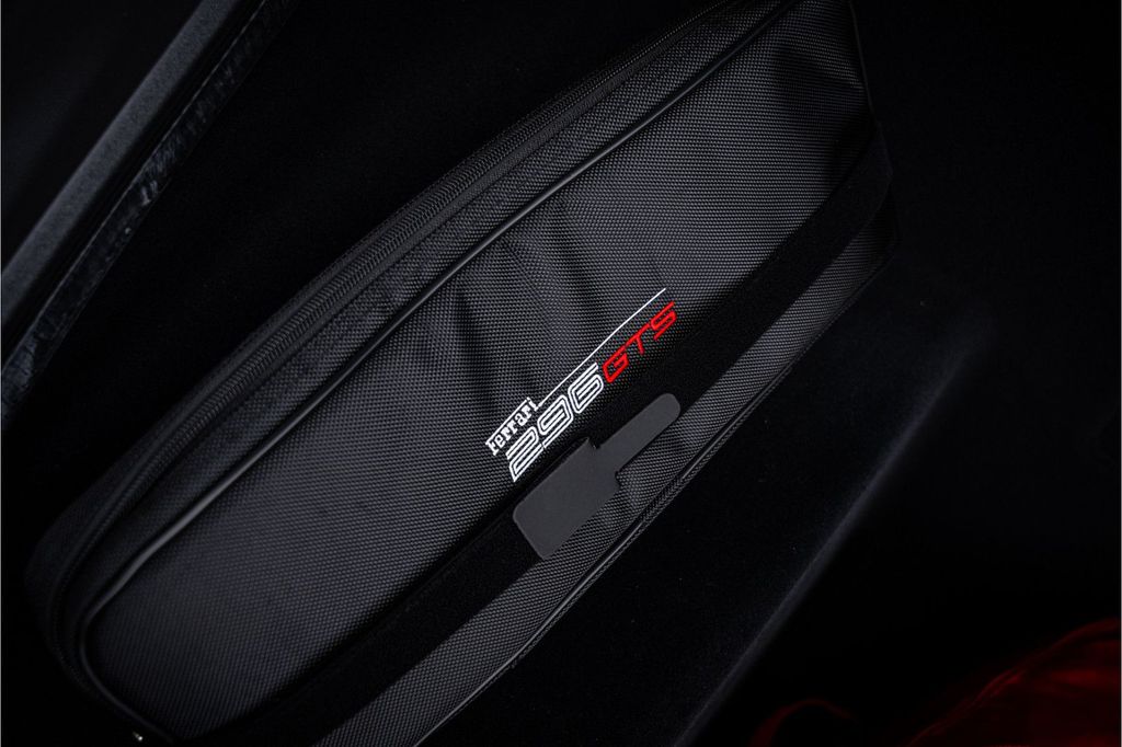 Ferrari 296 GTS 2025