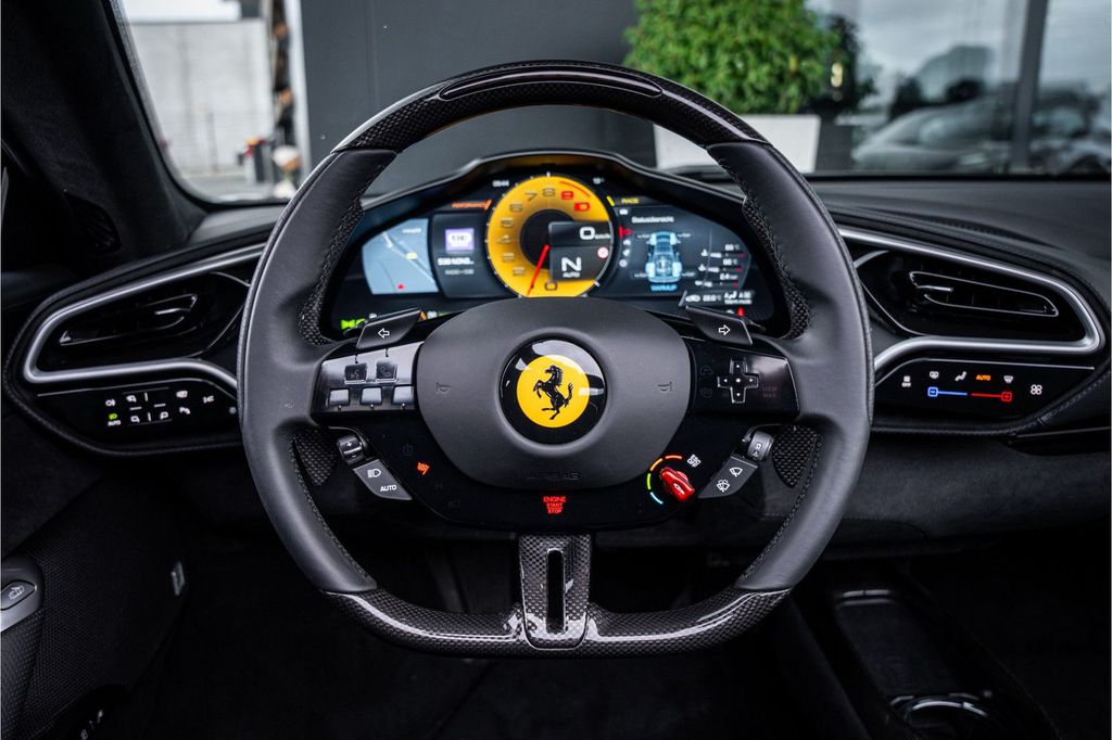 Ferrari 296 GTS 2025