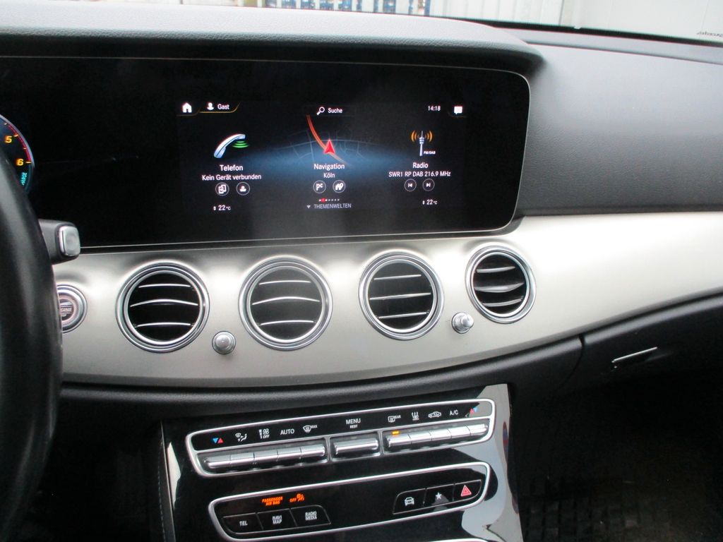 Mercedes-Benz E 300 2023