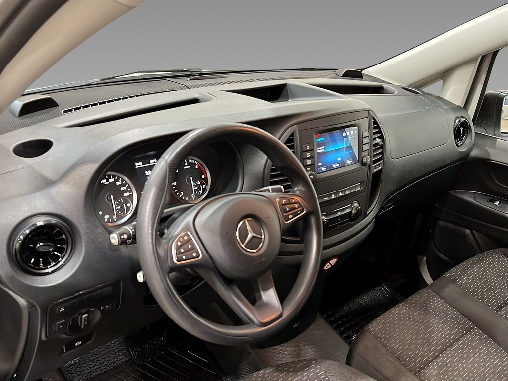 Mercedes-Benz Vito 2024