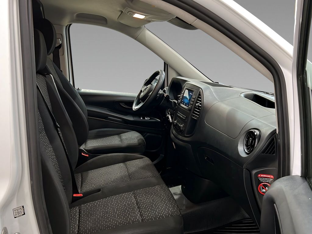 Mercedes-Benz Vito 2024