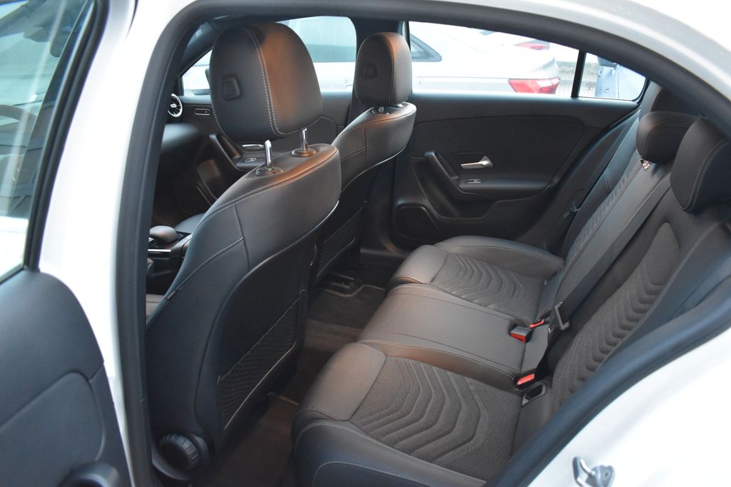 Mercedes-Benz A 250 2021