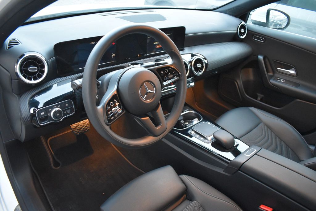 Mercedes-Benz A 250 2021