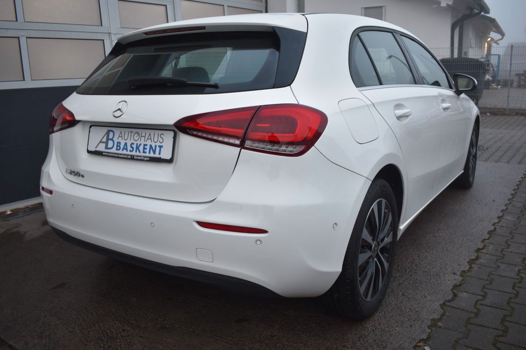Mercedes-Benz A 250 2021