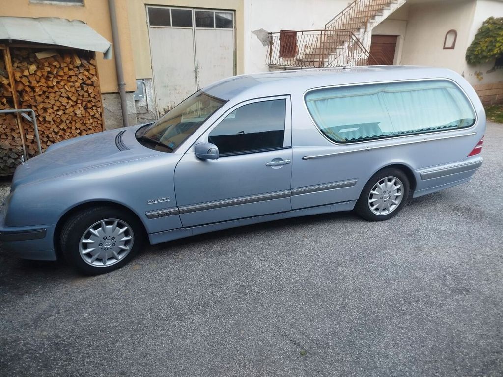 Mercedes-Benz E 270 2000