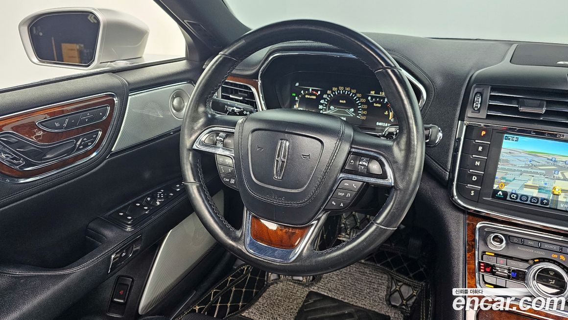 Lincoln Continental 2017