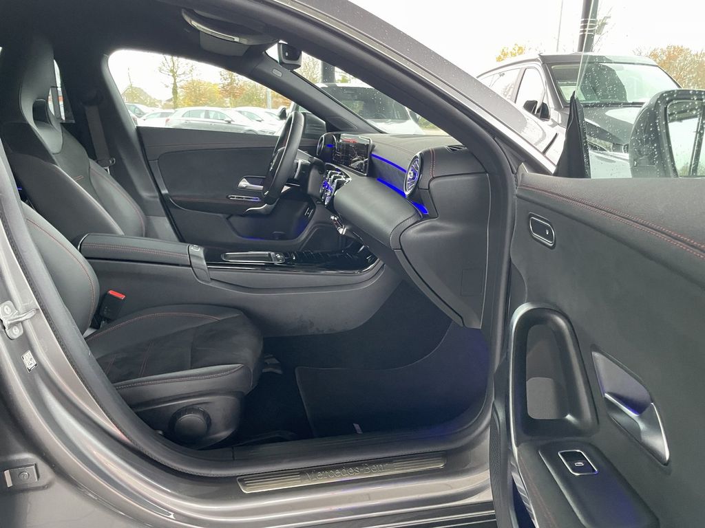 Mercedes-Benz CLA 200 Shooting Brake 2024