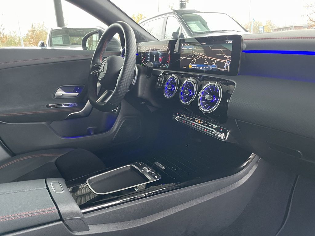 Mercedes-Benz CLA 200 Shooting Brake 2024