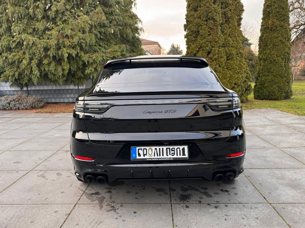 Porsche Cayenne 2022