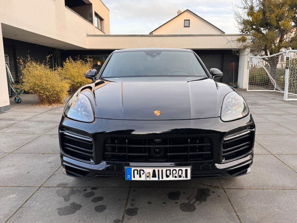 Porsche Cayenne 2022