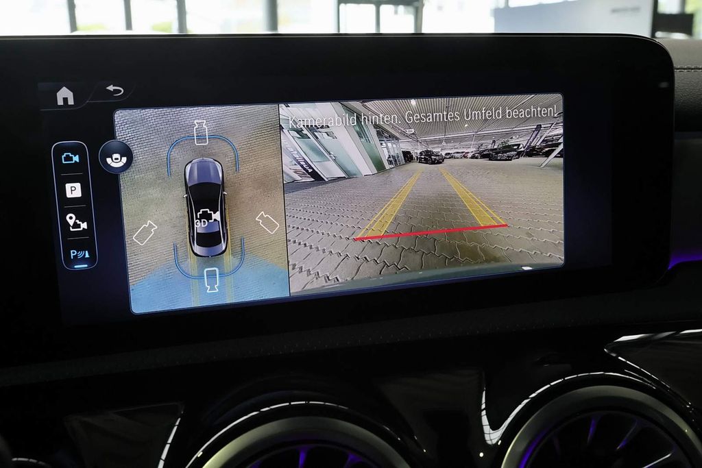 Mercedes-Benz CLA 180 2025