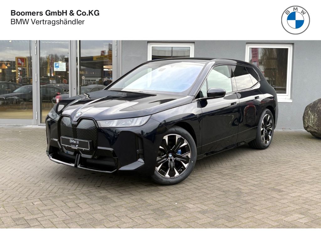 BMW iX
