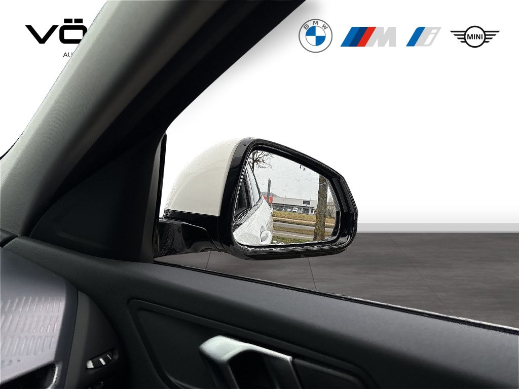 BMW 120 2024