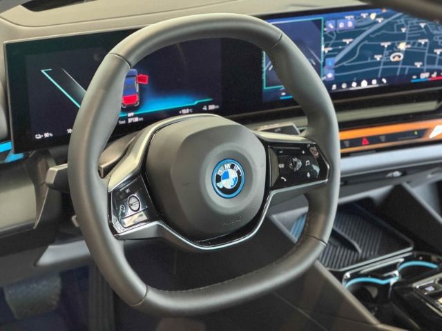 BMW i5 2024