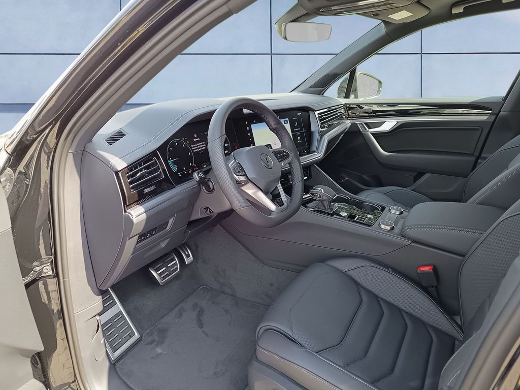 Volkswagen Touareg 2025