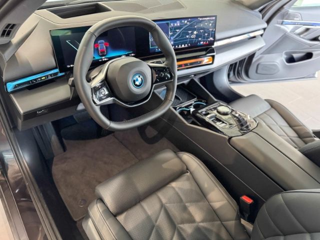 BMW i5 2024
