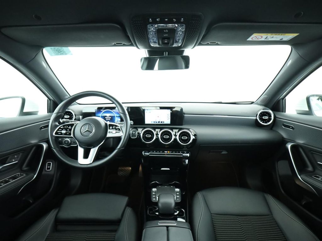 Mercedes-Benz A 250 2021