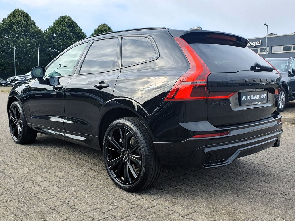 Volvo XC60 2025