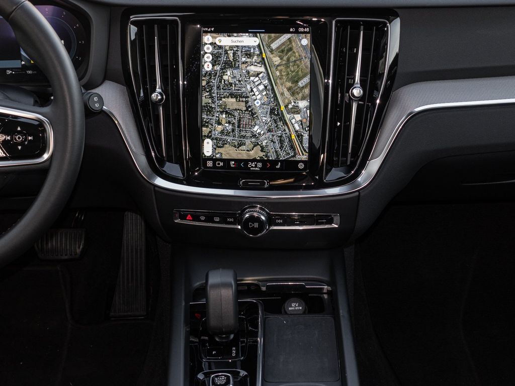 Volvo V60 Cross Country 2023