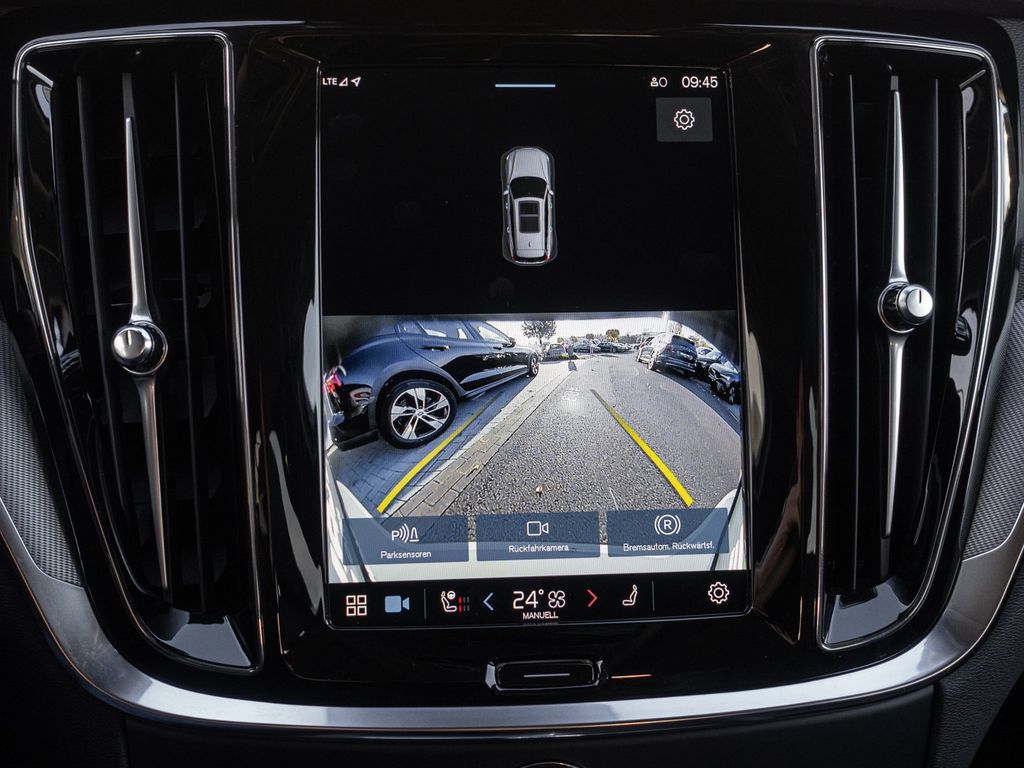 Volvo V60 Cross Country 2023