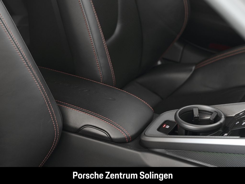 Porsche 992 2022