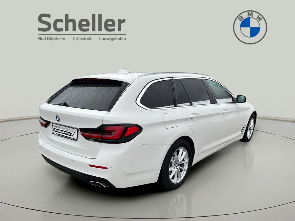 BMW 520 2022