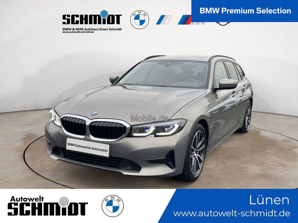 BMW 330 2022