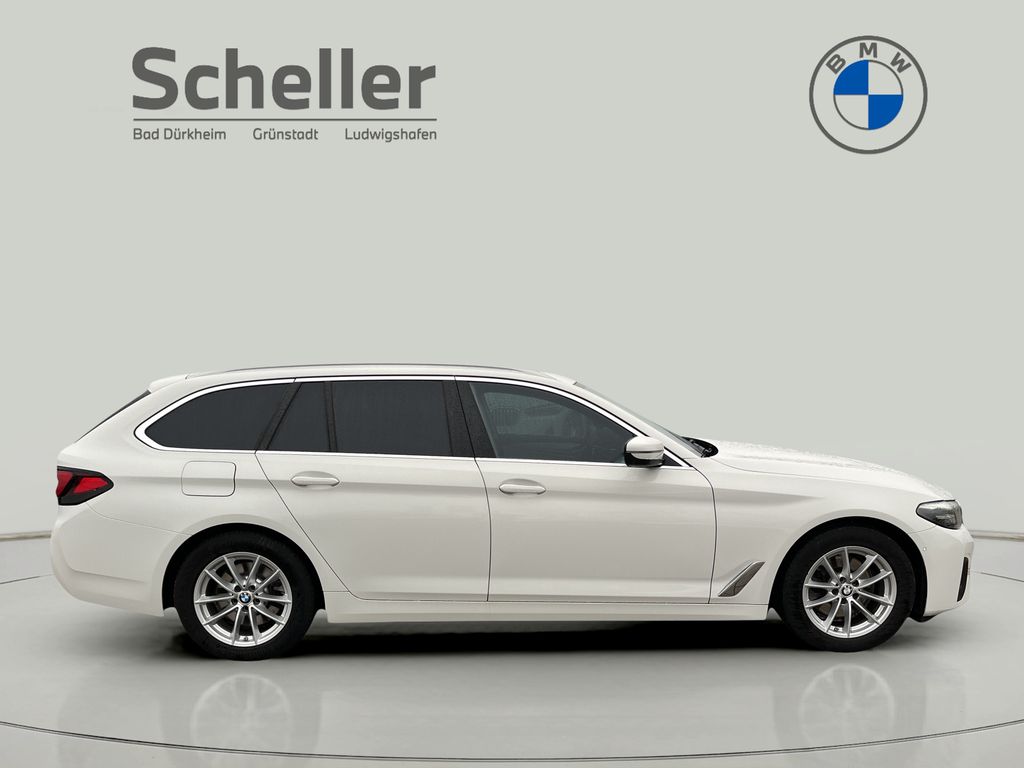 BMW 520 2022