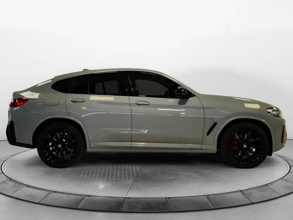 BMW X4 2023