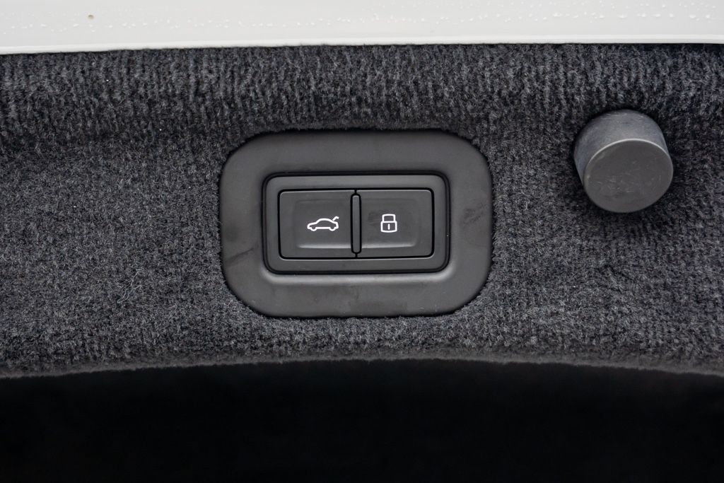 Bentley Continental GTC 2025