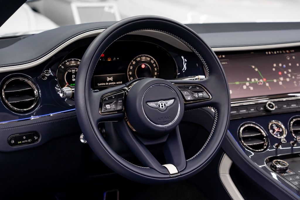 Bentley Continental GTC 2025