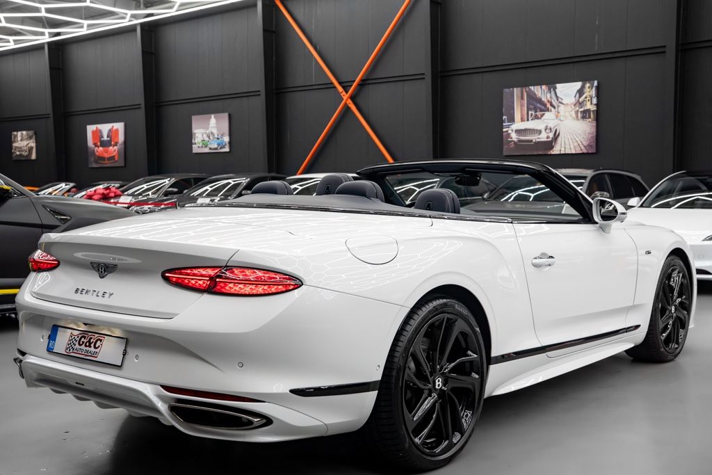 Bentley Continental GTC 2025
