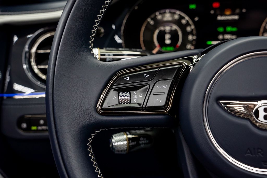 Bentley Continental GTC 2025