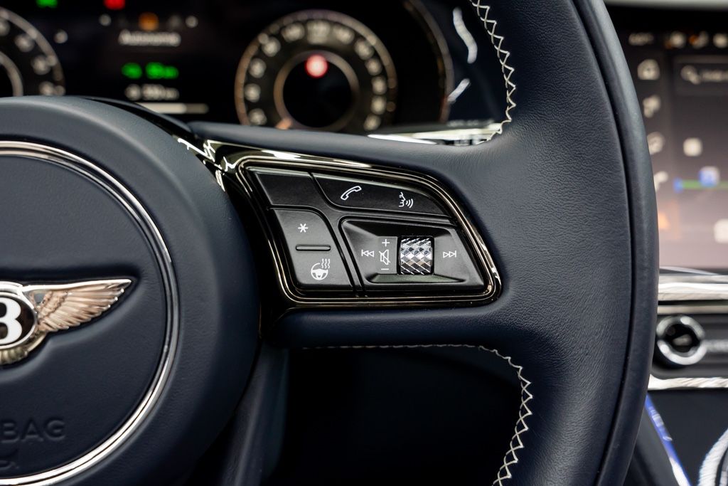 Bentley Continental GTC 2025