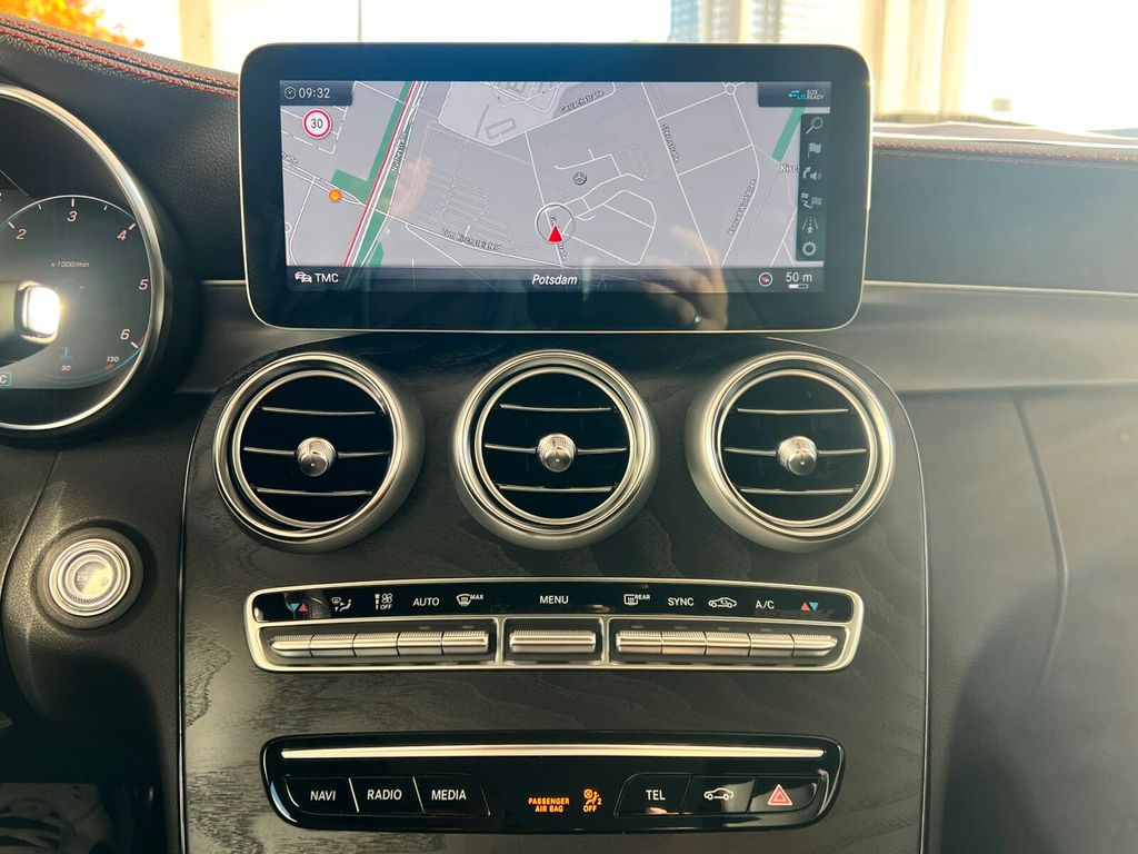 Mercedes-Benz C 220 2024